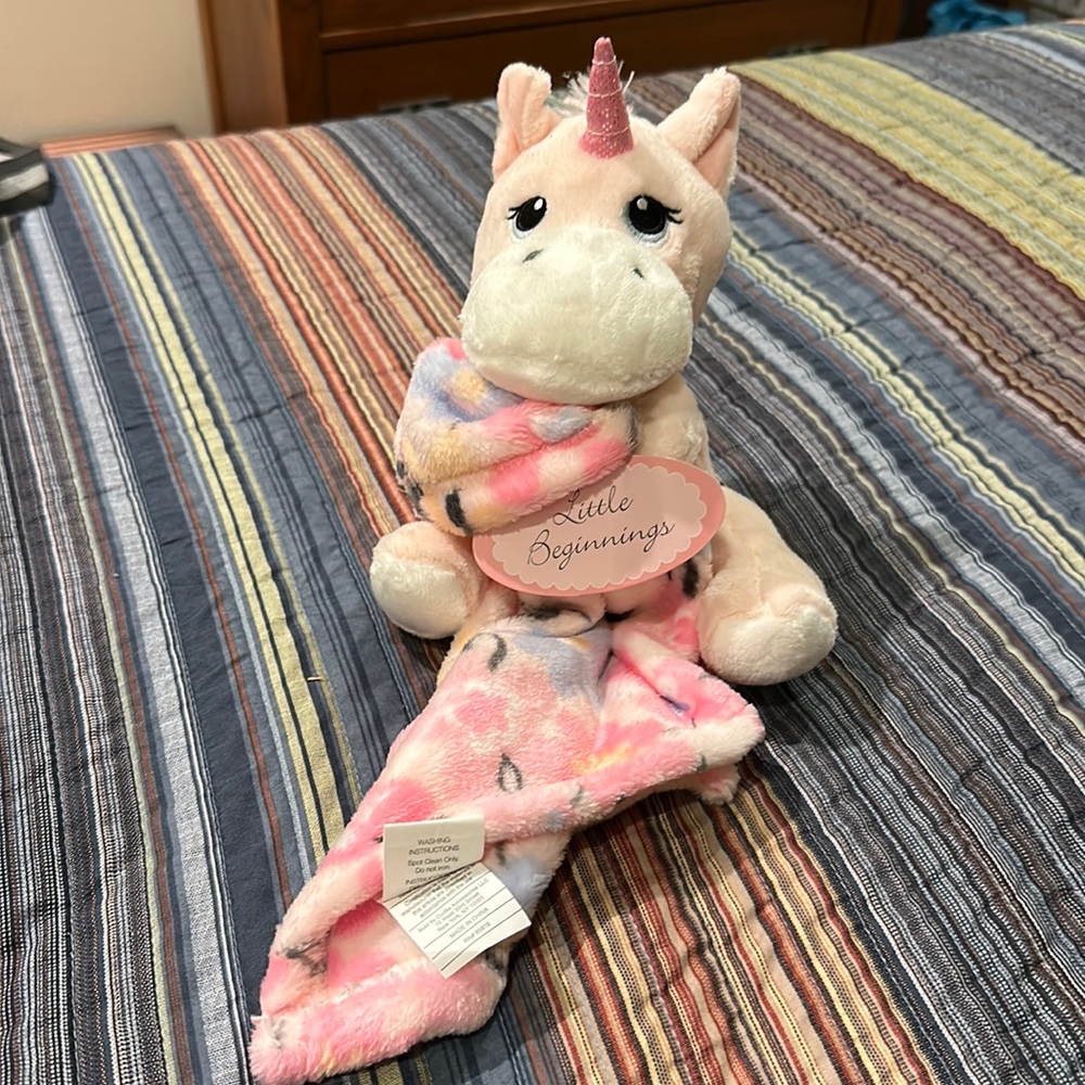 Plush and Lovie by Little Beginnings